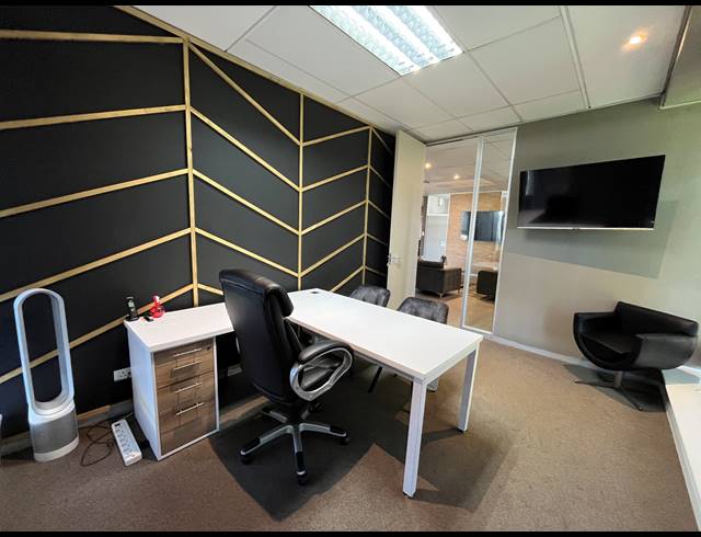 182M² OFFICE FOR SALE IN UMHLANGA RIDGE